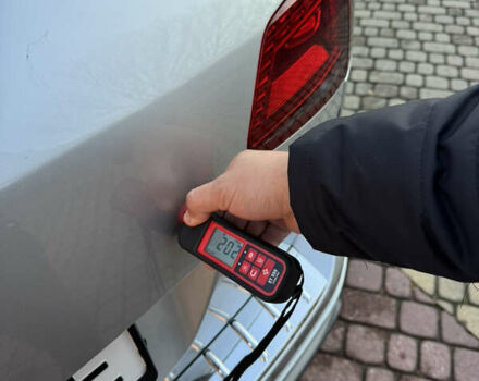 Серый Фольксваген Туарег, объемом двигателя 3 л и пробегом 250 тыс. км за 20500 $, фото 78 на Automoto.ua