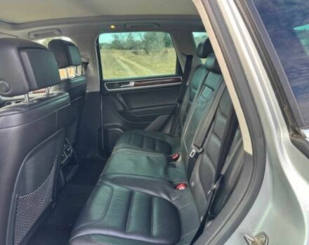 Серый Фольксваген Туарег, объемом двигателя 3 л и пробегом 81 тыс. км за 7500 $, фото 9 на Automoto.ua