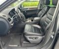 Сірий Фольксваген Туарег, об'ємом двигуна 3 л та пробігом 82 тис. км за 3900 $, фото 7 на Automoto.ua