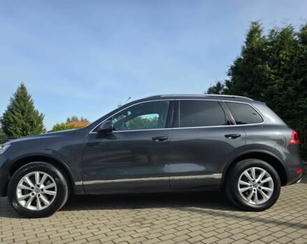 Сірий Фольксваген Туарег, об'ємом двигуна 3 л та пробігом 87 тис. км за 8500 $, фото 3 на Automoto.ua