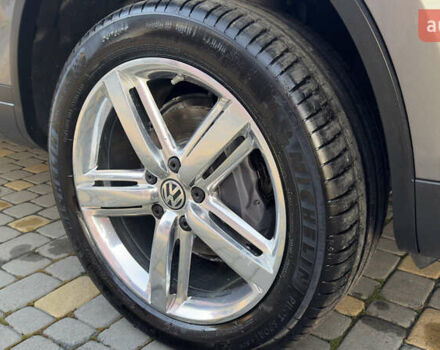 Сірий Фольксваген Туарег, об'ємом двигуна 2.97 л та пробігом 223 тис. км за 24600 $, фото 29 на Automoto.ua