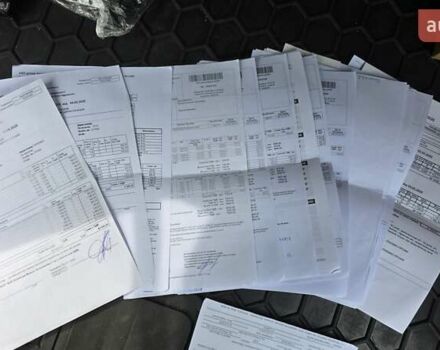 Серый Фольксваген Туарег, объемом двигателя 3 л и пробегом 275 тыс. км за 20500 $, фото 12 на Automoto.ua