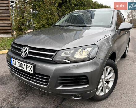 Сірий Фольксваген Туарег, об'ємом двигуна 3 л та пробігом 210 тис. км за 20800 $, фото 13 на Automoto.ua