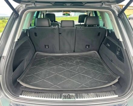 Сірий Фольксваген Туарег, об'ємом двигуна 3 л та пробігом 82 тис. км за 3900 $, фото 14 на Automoto.ua