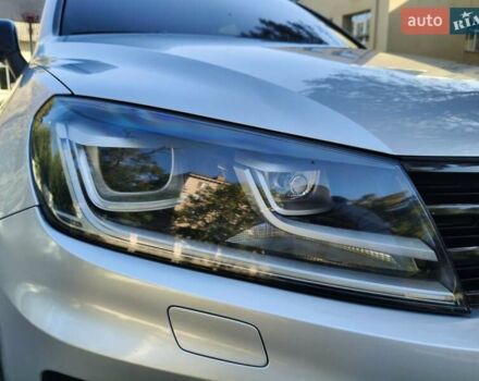 Серый Фольксваген Туарег, объемом двигателя 3.6 л и пробегом 174 тыс. км за 19000 $, фото 11 на Automoto.ua