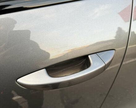 Серый Фольксваген Туарег, объемом двигателя 2.97 л и пробегом 220 тыс. км за 23500 $, фото 18 на Automoto.ua