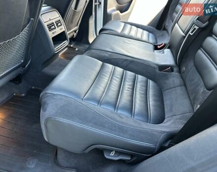 Серый Фольксваген Туарег, объемом двигателя 3 л и пробегом 193 тыс. км за 23450 $, фото 78 на Automoto.ua