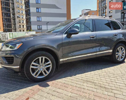 Сірий Фольксваген Туарег, об'ємом двигуна 2.97 л та пробігом 202 тис. км за 22800 $, фото 9 на Automoto.ua