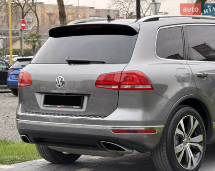 Серый Фольксваген Туарег, объемом двигателя 3 л и пробегом 228 тыс. км за 24900 $, фото 19 на Automoto.ua
