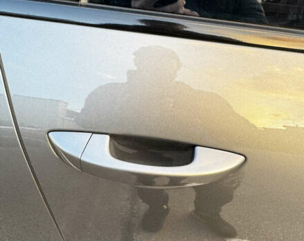 Серый Фольксваген Туарег, объемом двигателя 2.97 л и пробегом 220 тыс. км за 23500 $, фото 21 на Automoto.ua