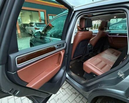 Сірий Фольксваген Туарег, об'ємом двигуна 3.6 л та пробігом 145 тис. км за 19000 $, фото 9 на Automoto.ua