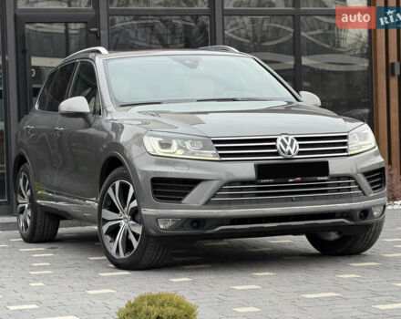 Серый Фольксваген Туарег, объемом двигателя 3 л и пробегом 228 тыс. км за 24900 $, фото 10 на Automoto.ua