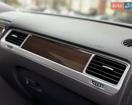 Сірий Фольксваген Туарег, об'ємом двигуна 3.6 л та пробігом 200 тис. км за 18500 $, фото 26 на Automoto.ua