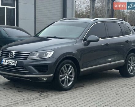 Серый Фольксваген Туарег, объемом двигателя 2.97 л и пробегом 268 тыс. км за 19700 $, фото 1 на Automoto.ua