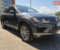 Сірий Фольксваген Туарег, об'ємом двигуна 2.97 л та пробігом 202 тис. км за 22800 $, фото 2 на Automoto.ua