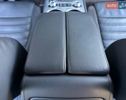 Серый Фольксваген Туарег, объемом двигателя 3 л и пробегом 193 тыс. км за 23450 $, фото 69 на Automoto.ua