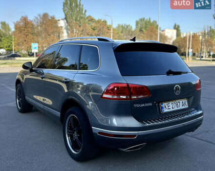 Сірий Фольксваген Туарег, об'ємом двигуна 2.97 л та пробігом 220 тис. км за 21400 $, фото 6 на Automoto.ua