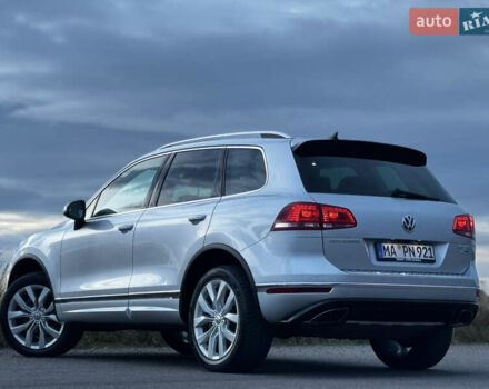 Серый Фольксваген Туарег, объемом двигателя 3 л и пробегом 205 тыс. км за 27500 $, фото 37 на Automoto.ua
