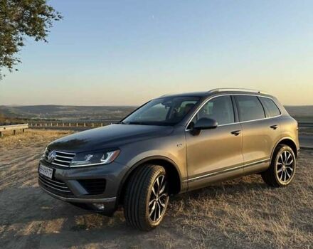 Сірий Фольксваген Туарег, об'ємом двигуна 3.6 л та пробігом 145 тис. км за 19000 $, фото 17 на Automoto.ua