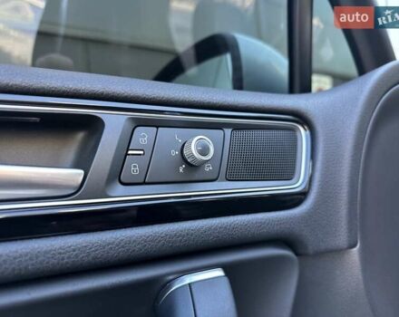 Серый Фольксваген Туарег, объемом двигателя 3 л и пробегом 193 тыс. км за 23450 $, фото 39 на Automoto.ua