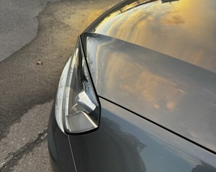 Серый Фольксваген Туарег, объемом двигателя 3 л и пробегом 200 тыс. км за 23500 $, фото 8 на Automoto.ua