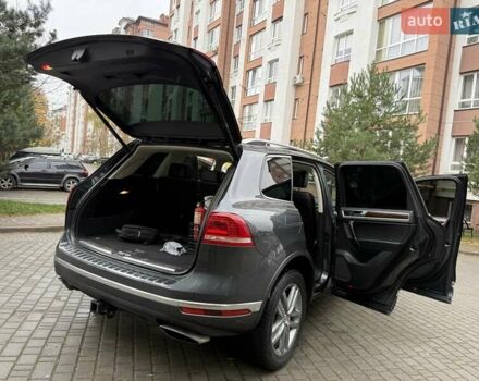 Сірий Фольксваген Туарег, об'ємом двигуна 3.6 л та пробігом 200 тис. км за 18500 $, фото 36 на Automoto.ua
