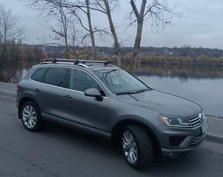 Серый Фольксваген Туарег, объемом двигателя 3.6 л и пробегом 165 тыс. км за 17500 $, фото 7 на Automoto.ua
