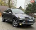 Сірий Фольксваген Туарег, об'ємом двигуна 3.6 л та пробігом 200 тис. км за 18500 $, фото 1 на Automoto.ua