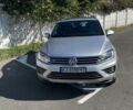 Сірий Фольксваген Туарег, об'ємом двигуна 2.97 л та пробігом 190 тис. км за 29999 $, фото 1 на Automoto.ua
