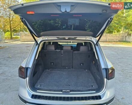 Серый Фольксваген Туарег, объемом двигателя 3.6 л и пробегом 174 тыс. км за 19000 $, фото 26 на Automoto.ua