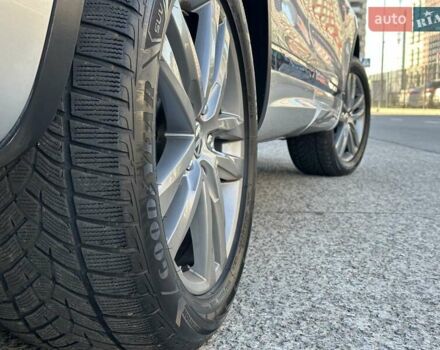 Серый Фольксваген Туарег, объемом двигателя 3 л и пробегом 193 тыс. км за 23450 $, фото 8 на Automoto.ua