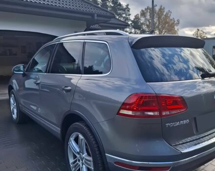 Серый Фольксваген Туарег, объемом двигателя 3 л и пробегом 80 тыс. км за 13000 $, фото 5 на Automoto.ua