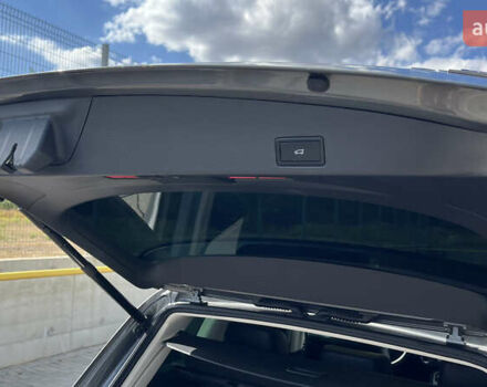 Серый Фольксваген Туарег, объемом двигателя 3 л и пробегом 173 тыс. км за 32000 $, фото 28 на Automoto.ua