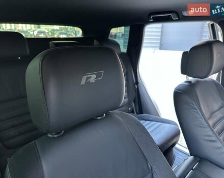 Серый Фольксваген Туарег, объемом двигателя 3 л и пробегом 193 тыс. км за 23450 $, фото 57 на Automoto.ua