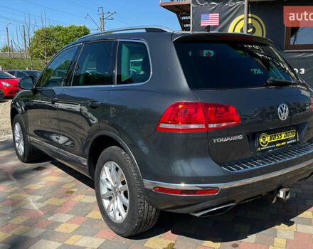 Серый Фольксваген Туарег, объемом двигателя 3 л и пробегом 158 тыс. км за 22900 $, фото 4 на Automoto.ua