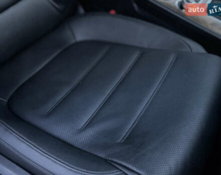 Серый Фольксваген Туарег, объемом двигателя 3 л и пробегом 205 тыс. км за 27500 $, фото 70 на Automoto.ua