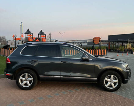 Серый Фольксваген Туарег, объемом двигателя 2.97 л и пробегом 200 тыс. км за 28500 $, фото 28 на Automoto.ua