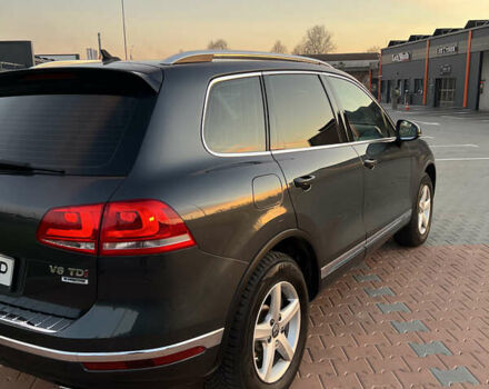 Серый Фольксваген Туарег, объемом двигателя 2.97 л и пробегом 200 тыс. км за 28500 $, фото 21 на Automoto.ua