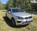 Серый Фольксваген Туарег, объемом двигателя 3.6 л и пробегом 95 тыс. км за 21500 $, фото 1 на Automoto.ua