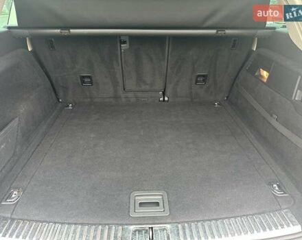 Серый Фольксваген Туарег, объемом двигателя 2.97 л и пробегом 196 тыс. км за 28000 $, фото 4 на Automoto.ua