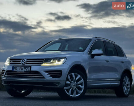 Серый Фольксваген Туарег, объемом двигателя 3 л и пробегом 205 тыс. км за 27500 $, фото 27 на Automoto.ua