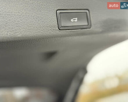 Серый Фольксваген Туарег, объемом двигателя 3 л и пробегом 186 тыс. км за 22500 $, фото 21 на Automoto.ua