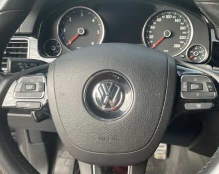 Сірий Фольксваген Туарег, об'ємом двигуна 3 л та пробігом 262 тис. км за 27999 $, фото 8 на Automoto.ua