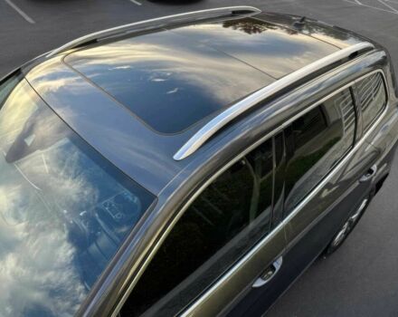 Серый Фольксваген Туарег, объемом двигателя 3 л и пробегом 72 тыс. км за 13600 $, фото 17 на Automoto.ua