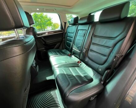 Серый Фольксваген Туарег, объемом двигателя 3 л и пробегом 74 тыс. км за 14700 $, фото 10 на Automoto.ua