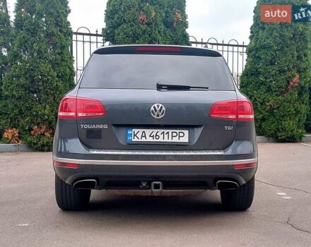 Серый Фольксваген Туарег, объемом двигателя 2.97 л и пробегом 273 тыс. км за 21999 $, фото 5 на Automoto.ua