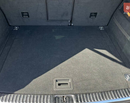 Серый Фольксваген Туарег, объемом двигателя 3 л и пробегом 173 тыс. км за 32000 $, фото 26 на Automoto.ua