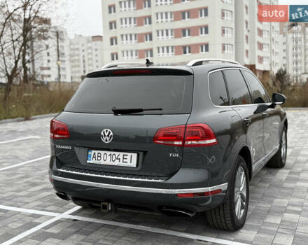 Серый Фольксваген Туарег, объемом двигателя 3 л и пробегом 186 тыс. км за 22500 $, фото 7 на Automoto.ua