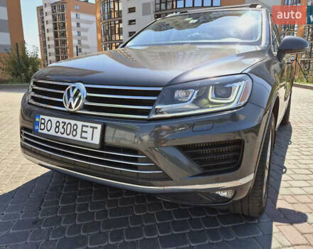 Сірий Фольксваген Туарег, об'ємом двигуна 2.97 л та пробігом 202 тис. км за 22800 $, фото 1 на Automoto.ua