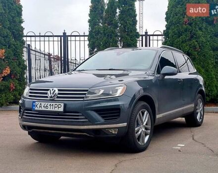 Серый Фольксваген Туарег, объемом двигателя 2.97 л и пробегом 273 тыс. км за 21999 $, фото 1 на Automoto.ua